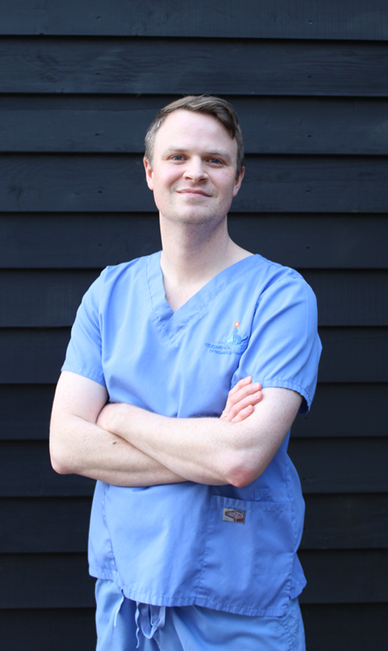 Head shot of Senior Surgeon Bertie Phipps