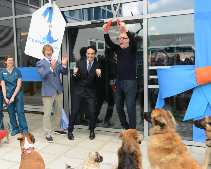 Sir Chris Evans Professor Noel Fitzpatrick and Chris Evans cut the ribbon